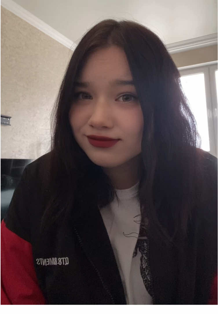 @𝒥𝓊𝓁𝒾𝒶 メ𝟶