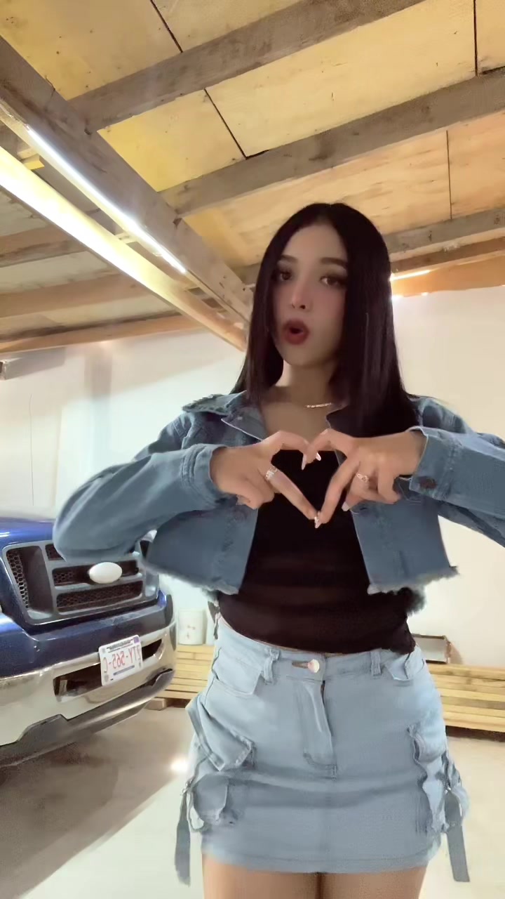 @𝒎𝒆𝒍_