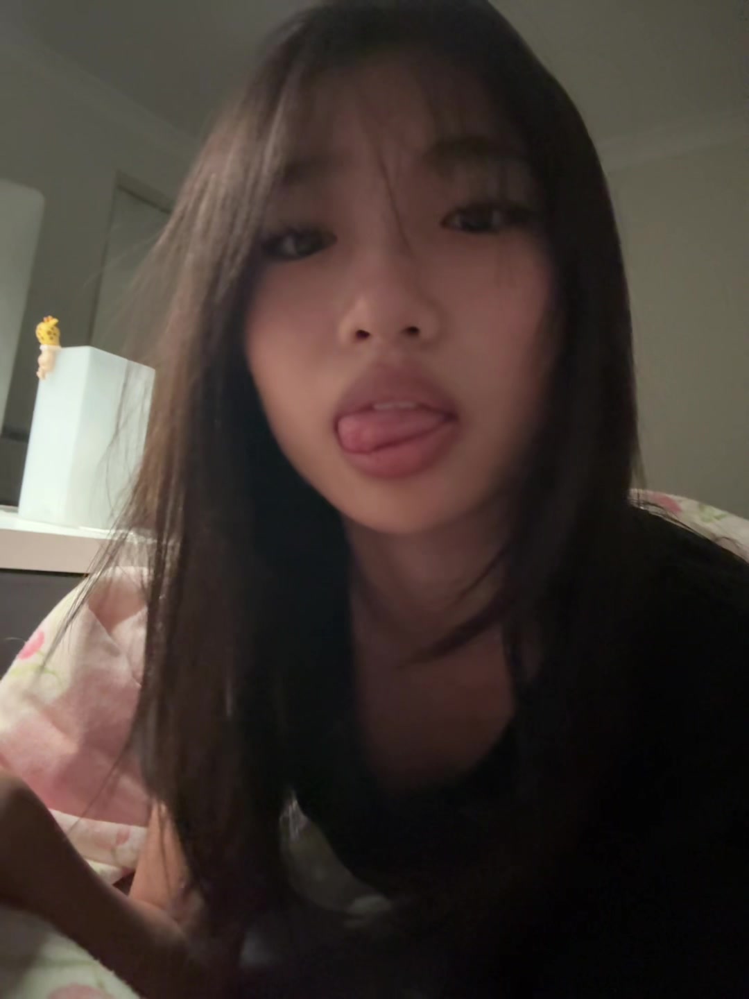 @E