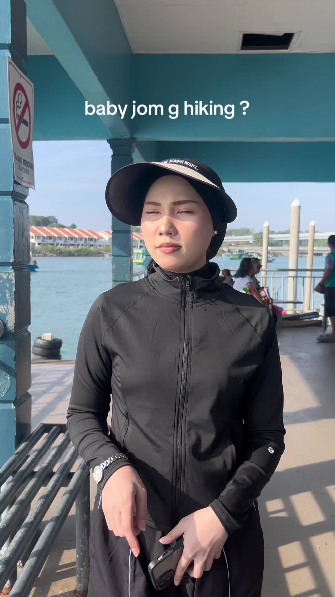 @︎︎