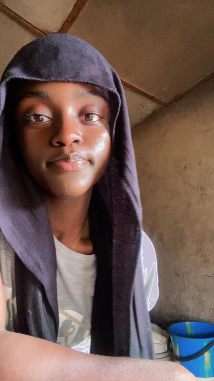 @💐AYINKE 🌹