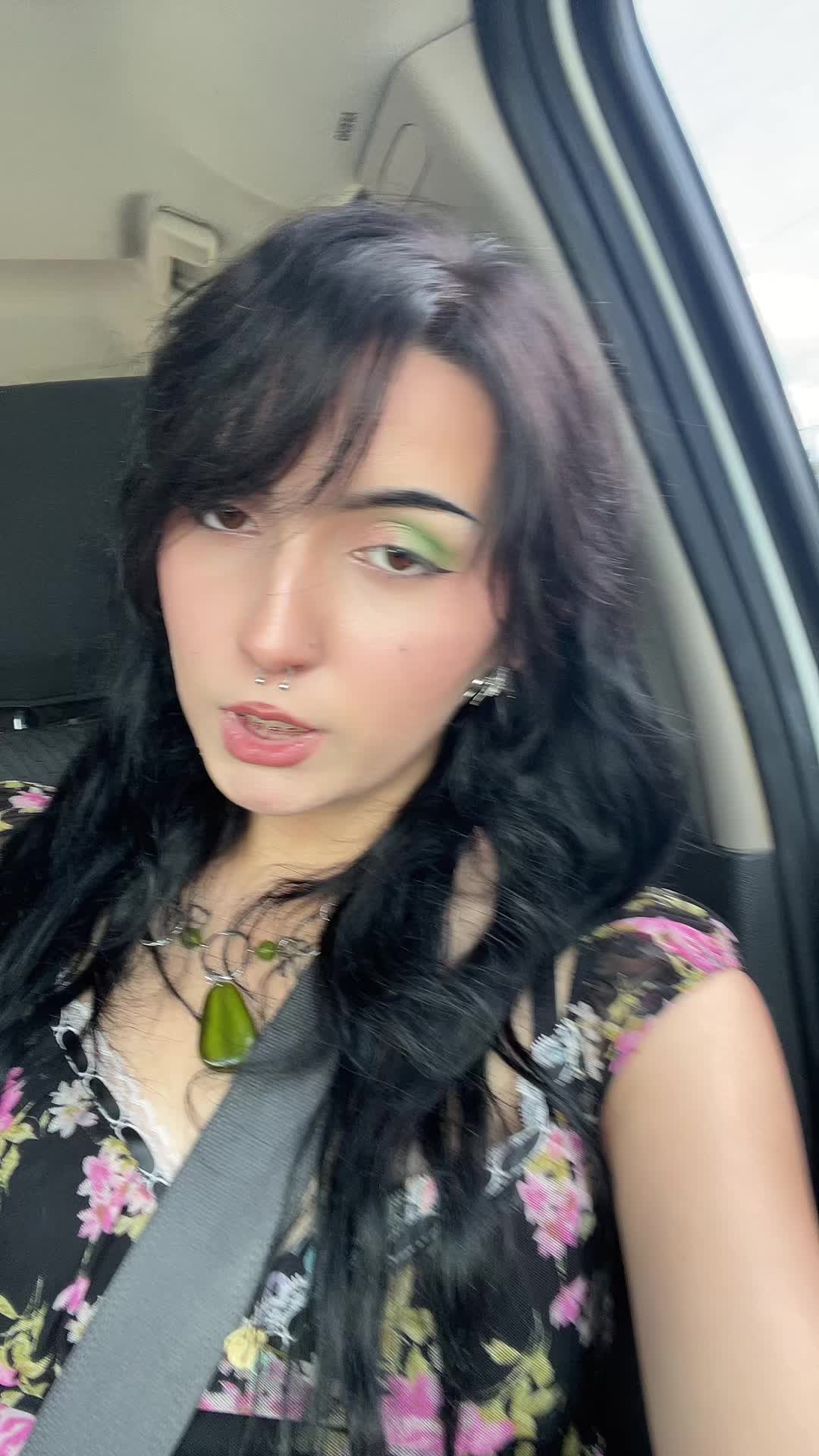 @🐑