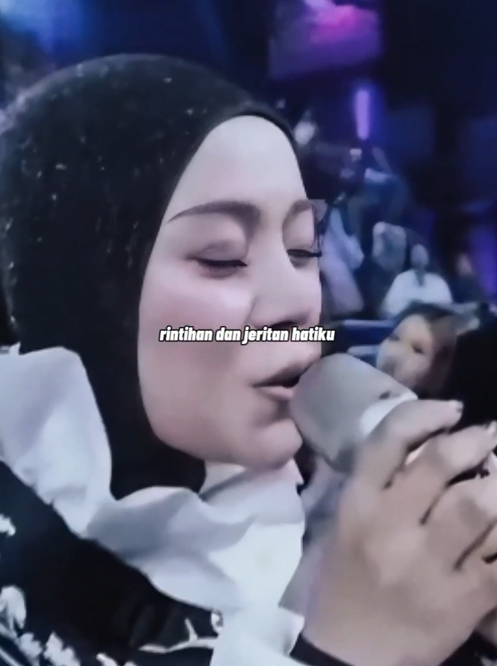 @risnaaxedits