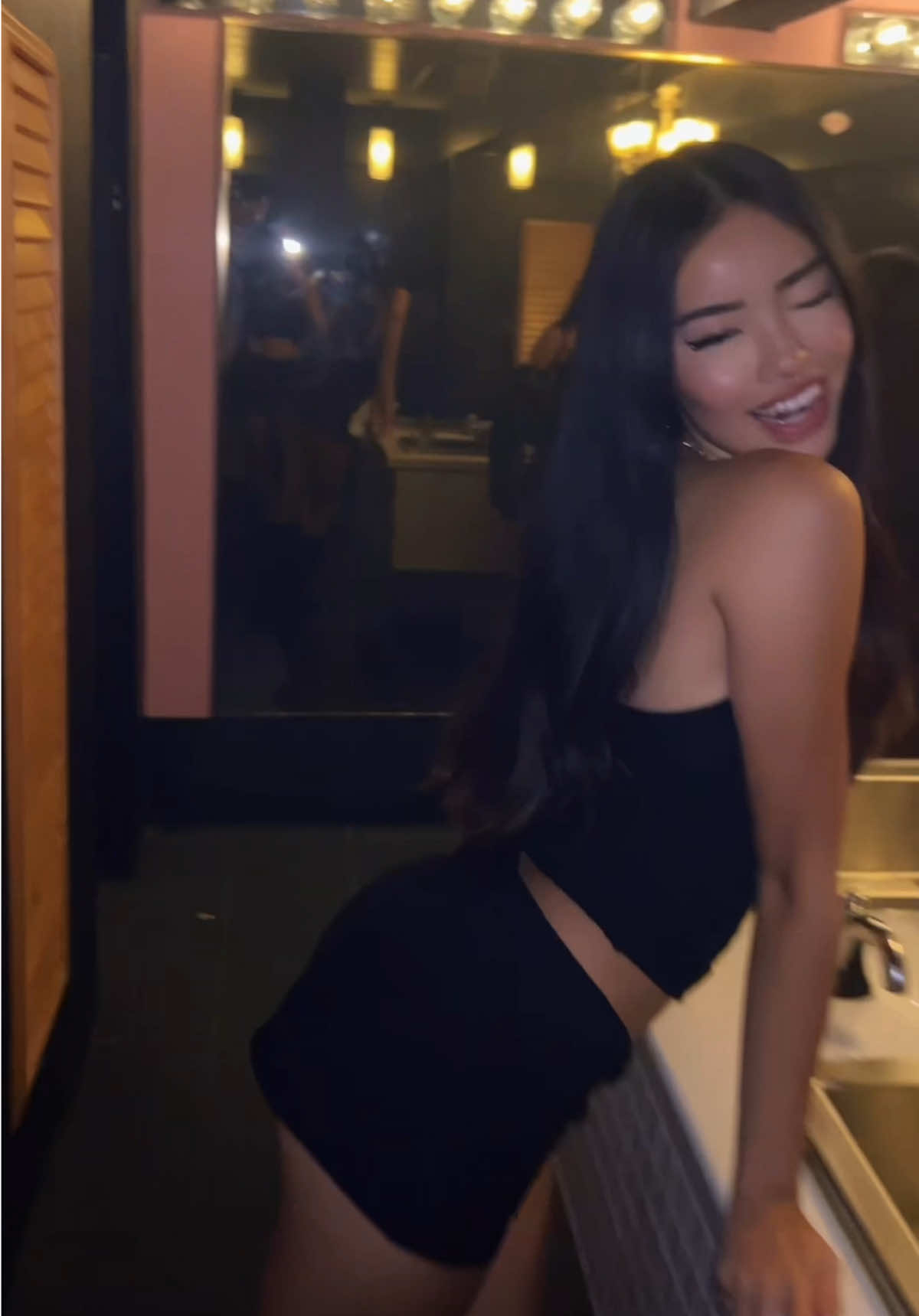 @vietgirlfriend24