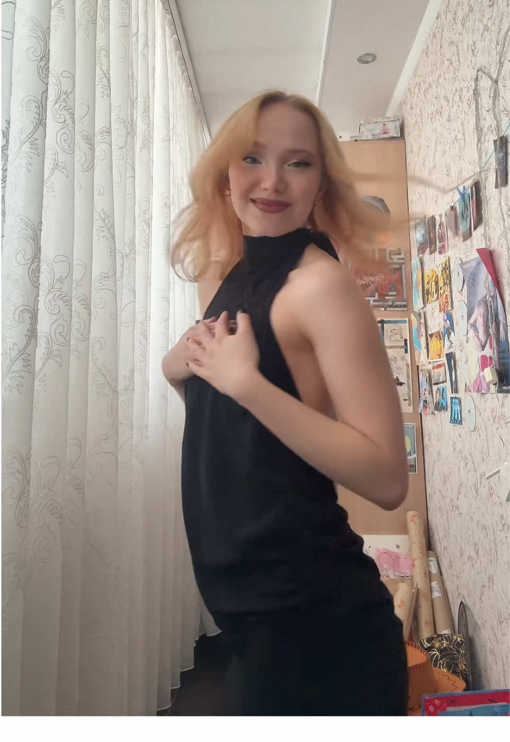 @:D