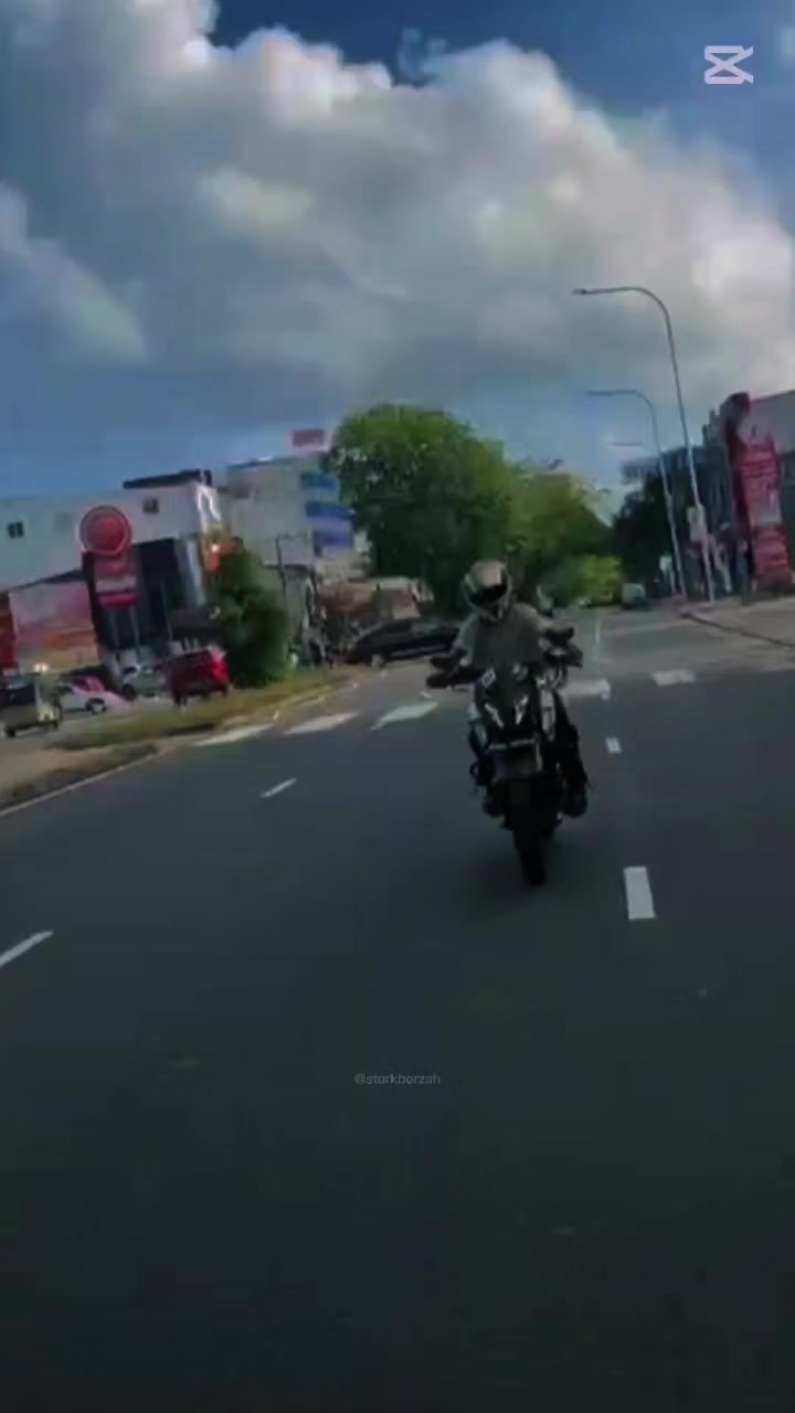 @𝗞 𝗔 𝗩 𝗜 𝗬 𝗔 🥷