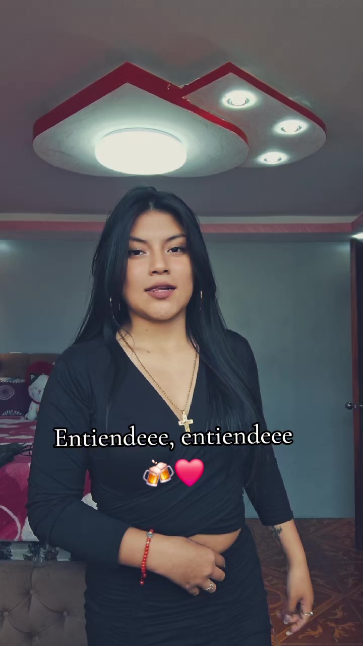 @𝙳𝚎𝚢𝚊𝚗𝚎𝚒𝚛𝚊🖤🌸