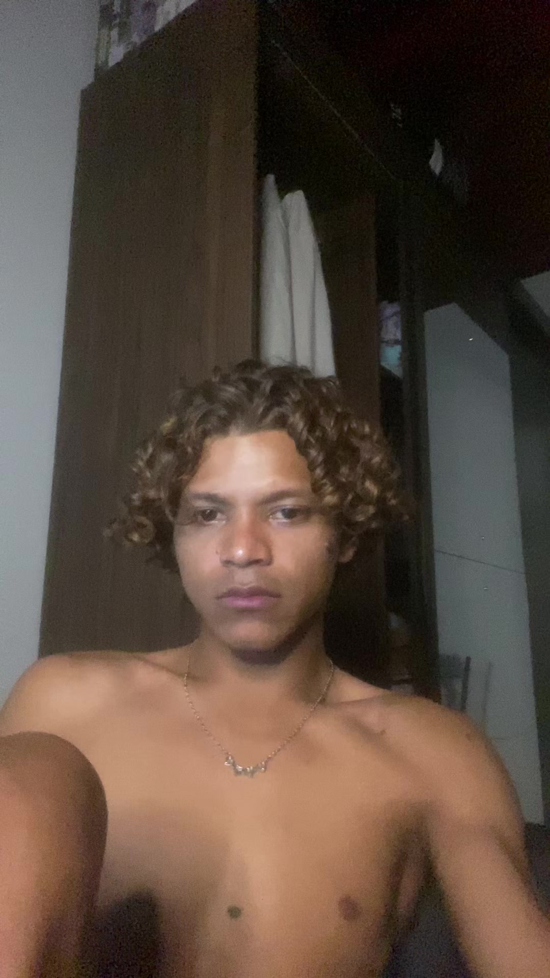 @Normanddi Serrão (pass bitch)