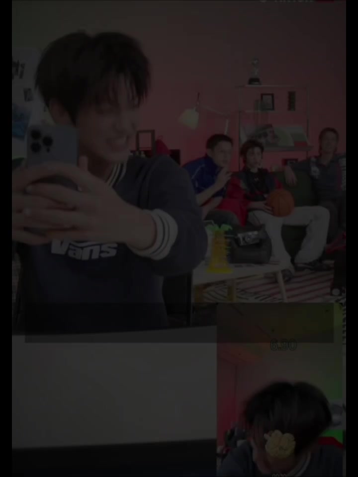@๐๐๐๐