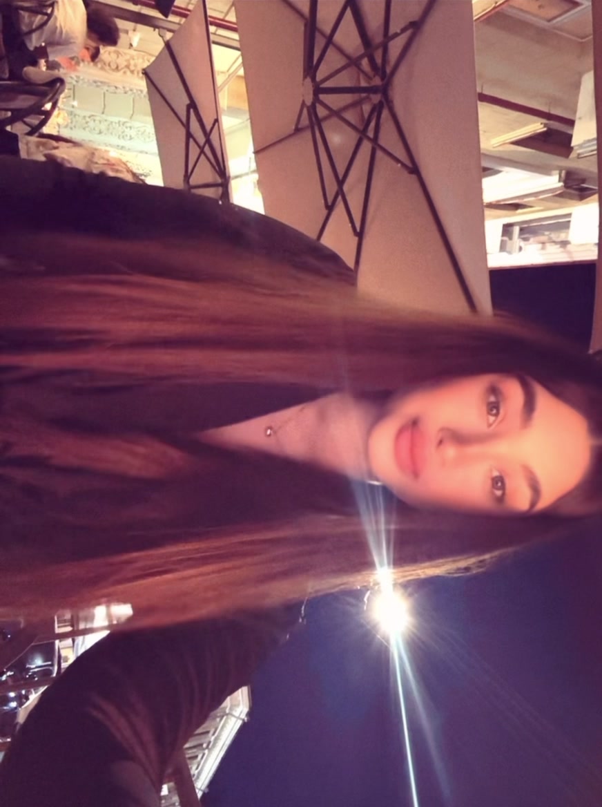 @♰