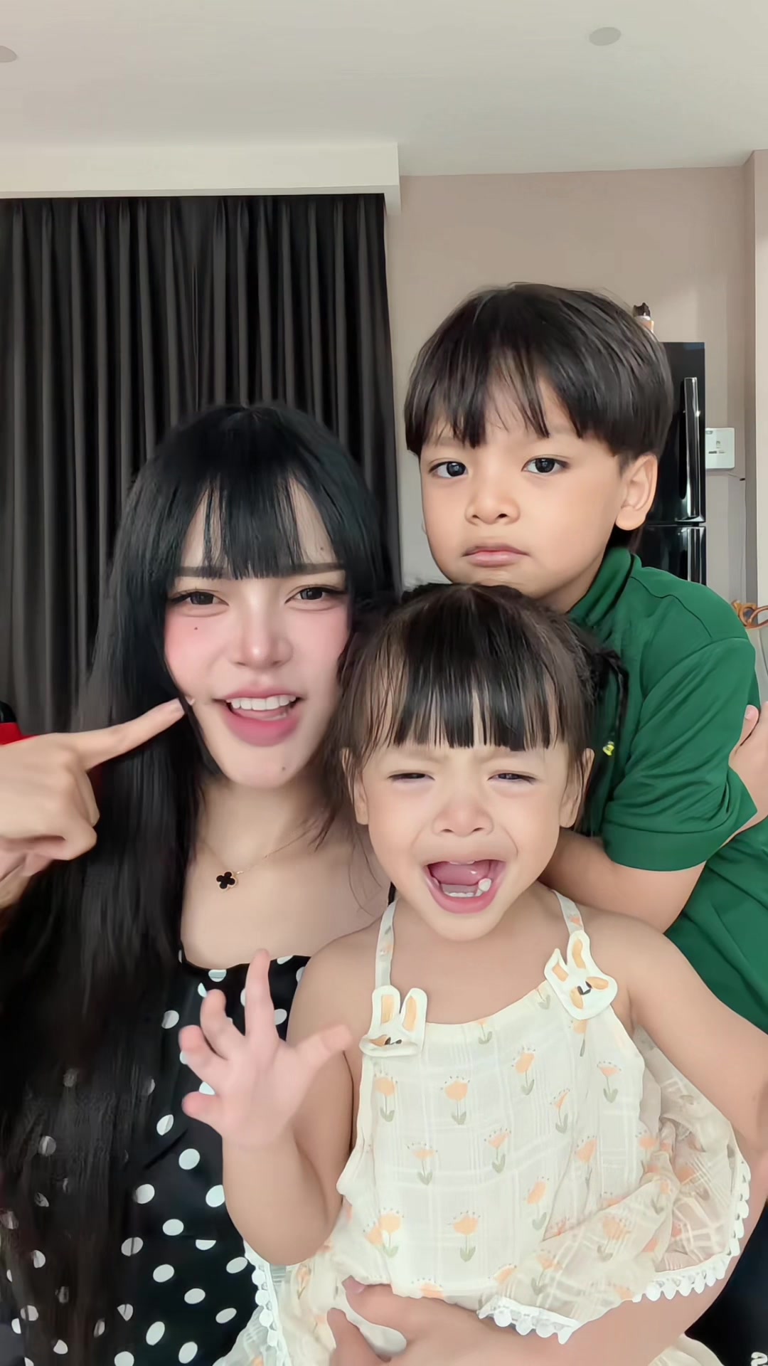 @เน่นุ่นนายเนีย (ชาเน่นะนุ่น)