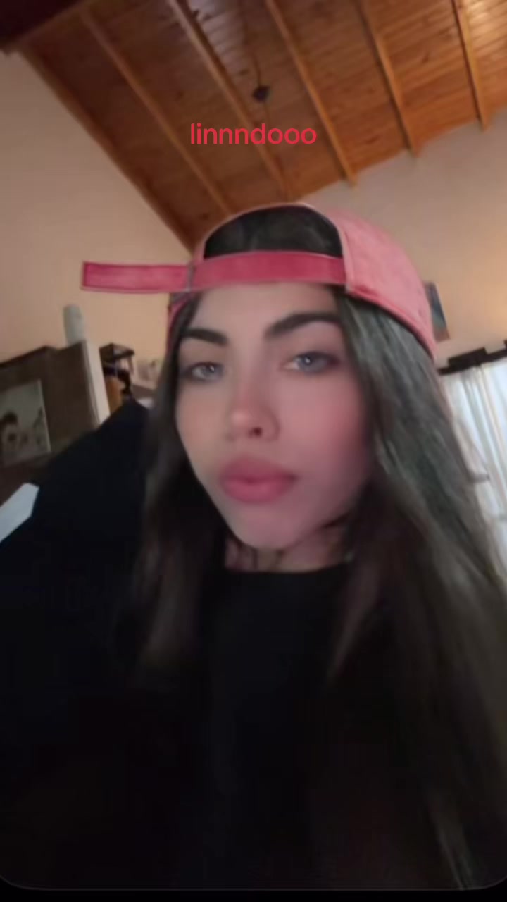 @Kiariii22_
