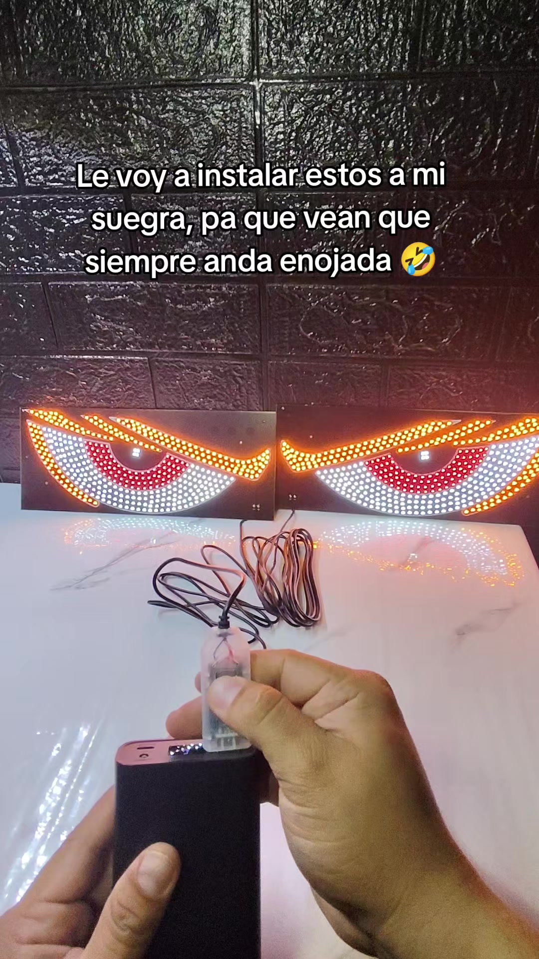 @chrisvillac