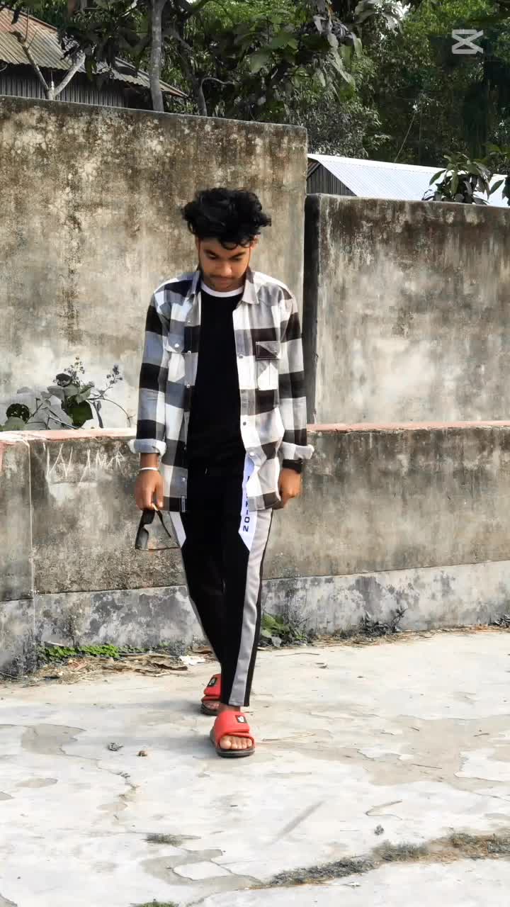 @সাদা বিলাই
