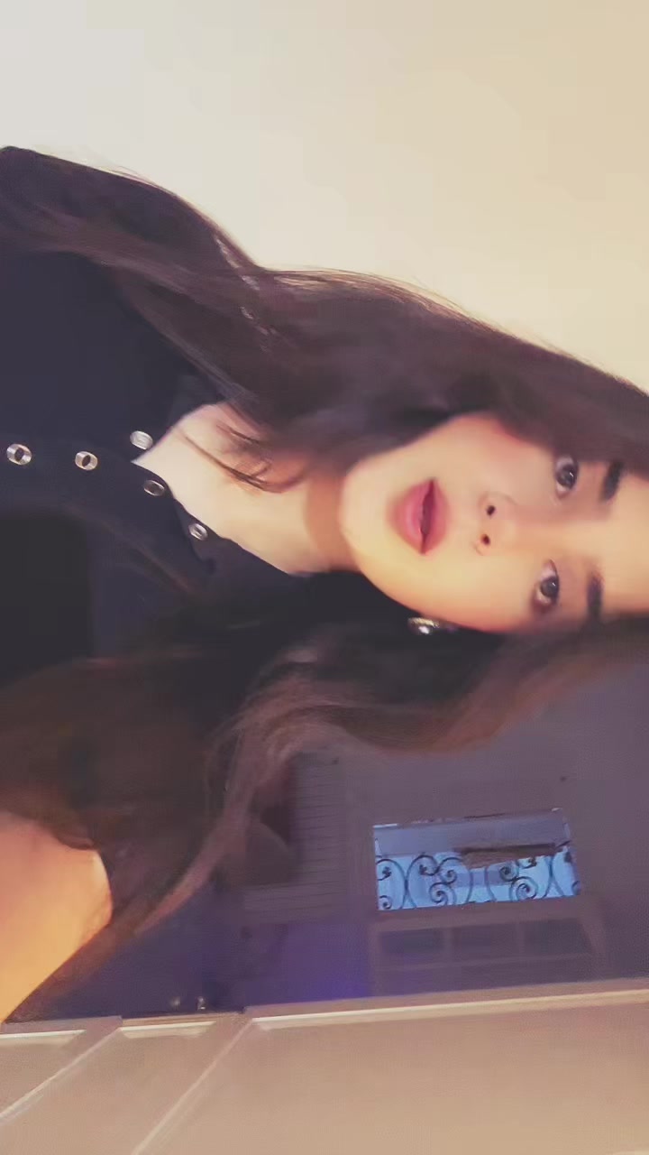 @Saroura 🌸