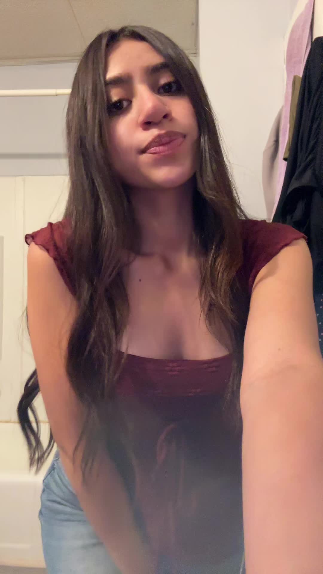 @bella