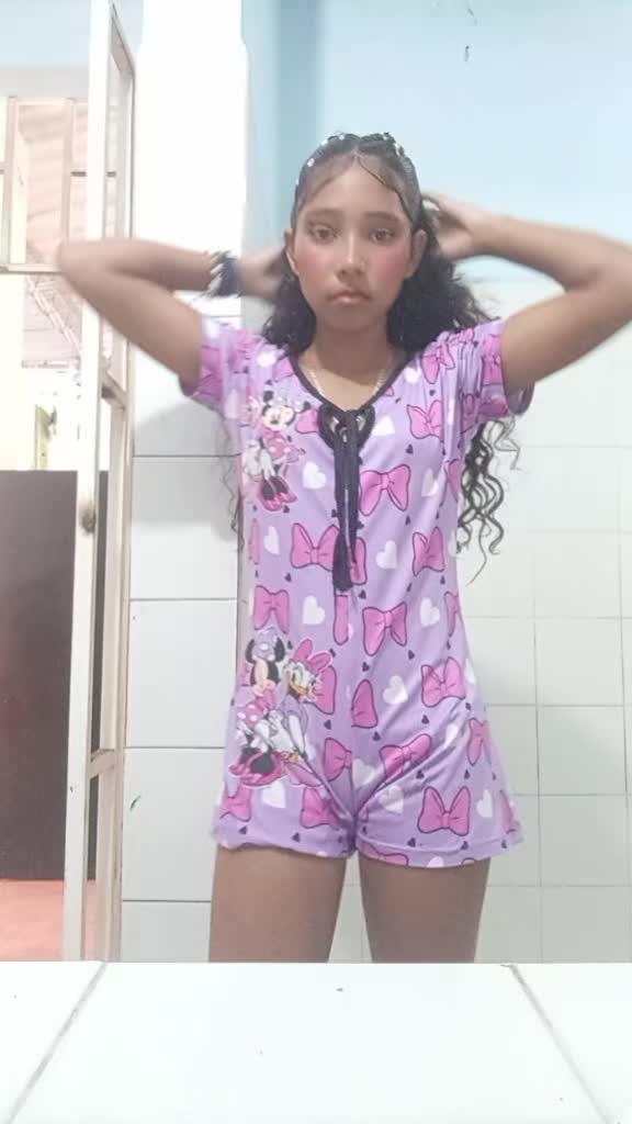 @faby 💜