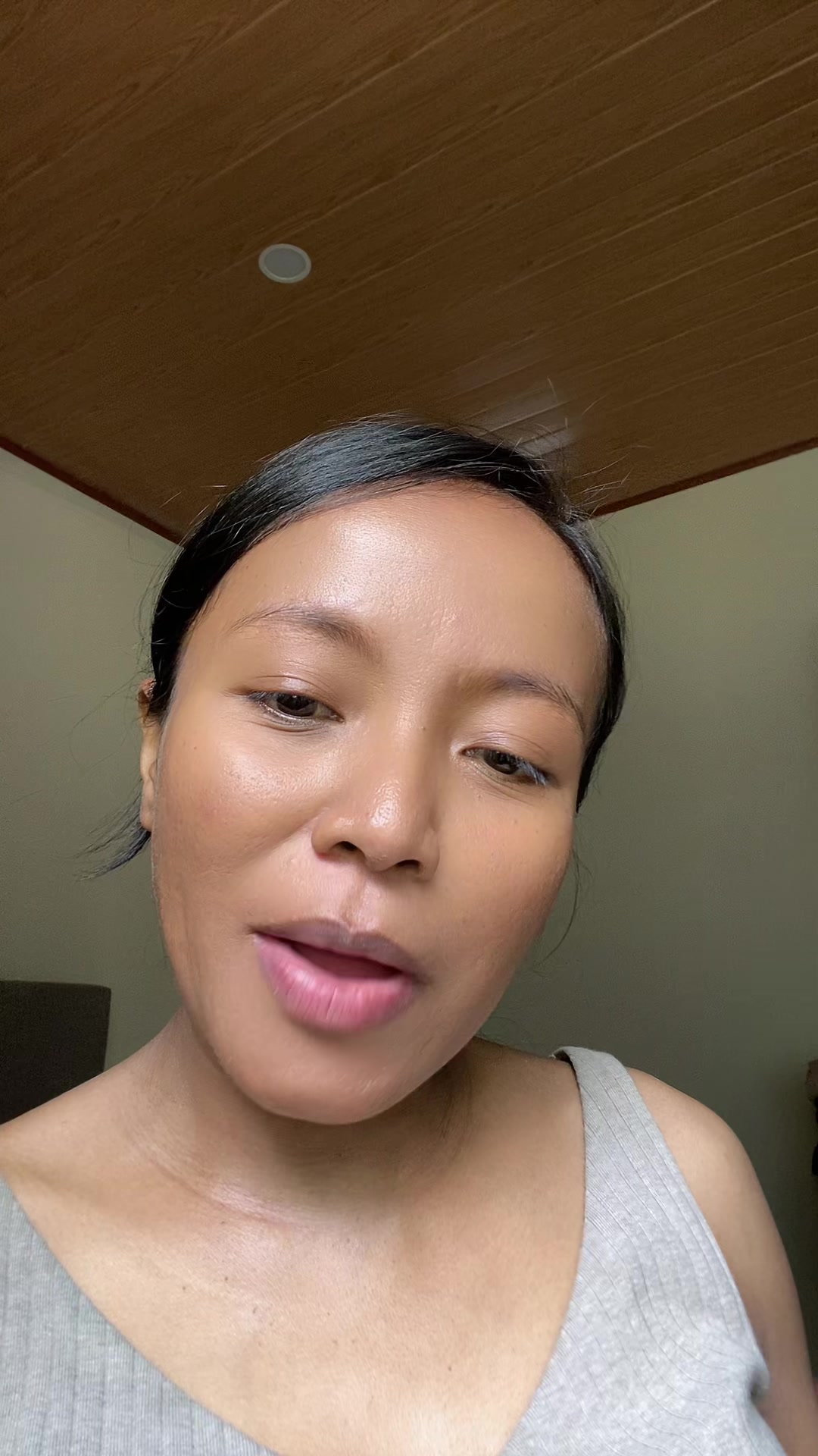 @ViviLau