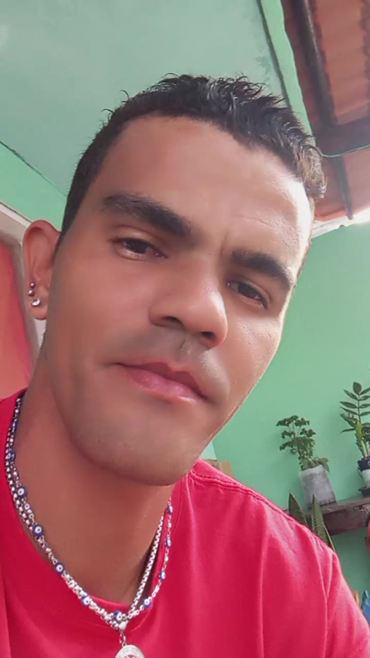 @lucianochaveslulu@gmail.com