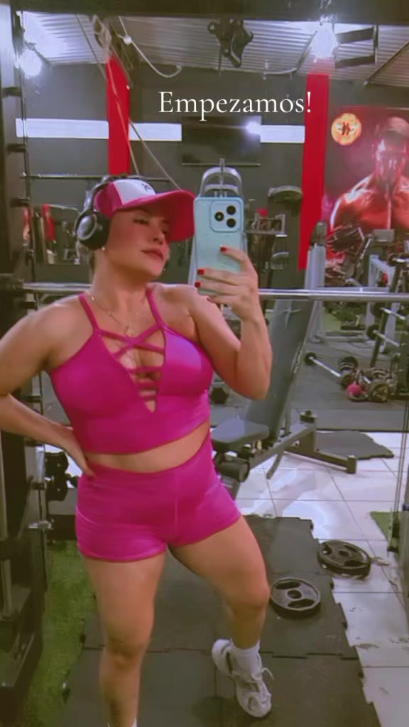 @Mar&iacute;a Fernanda