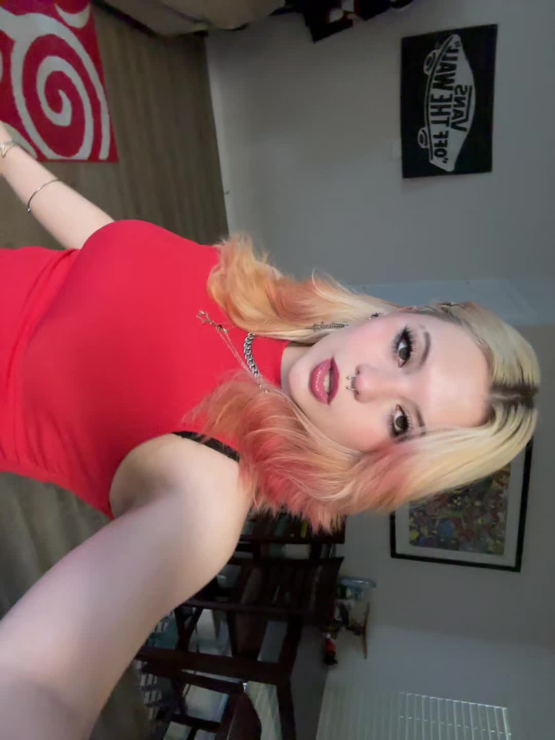 @:3