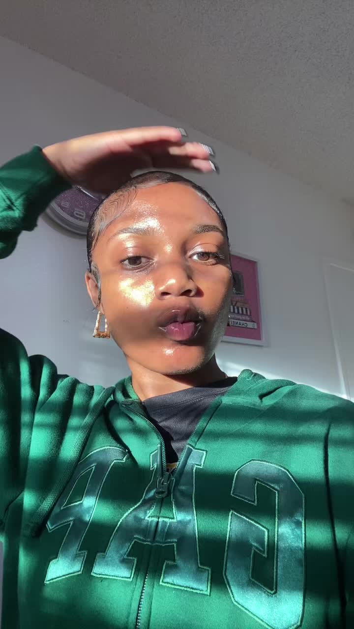 @👸
