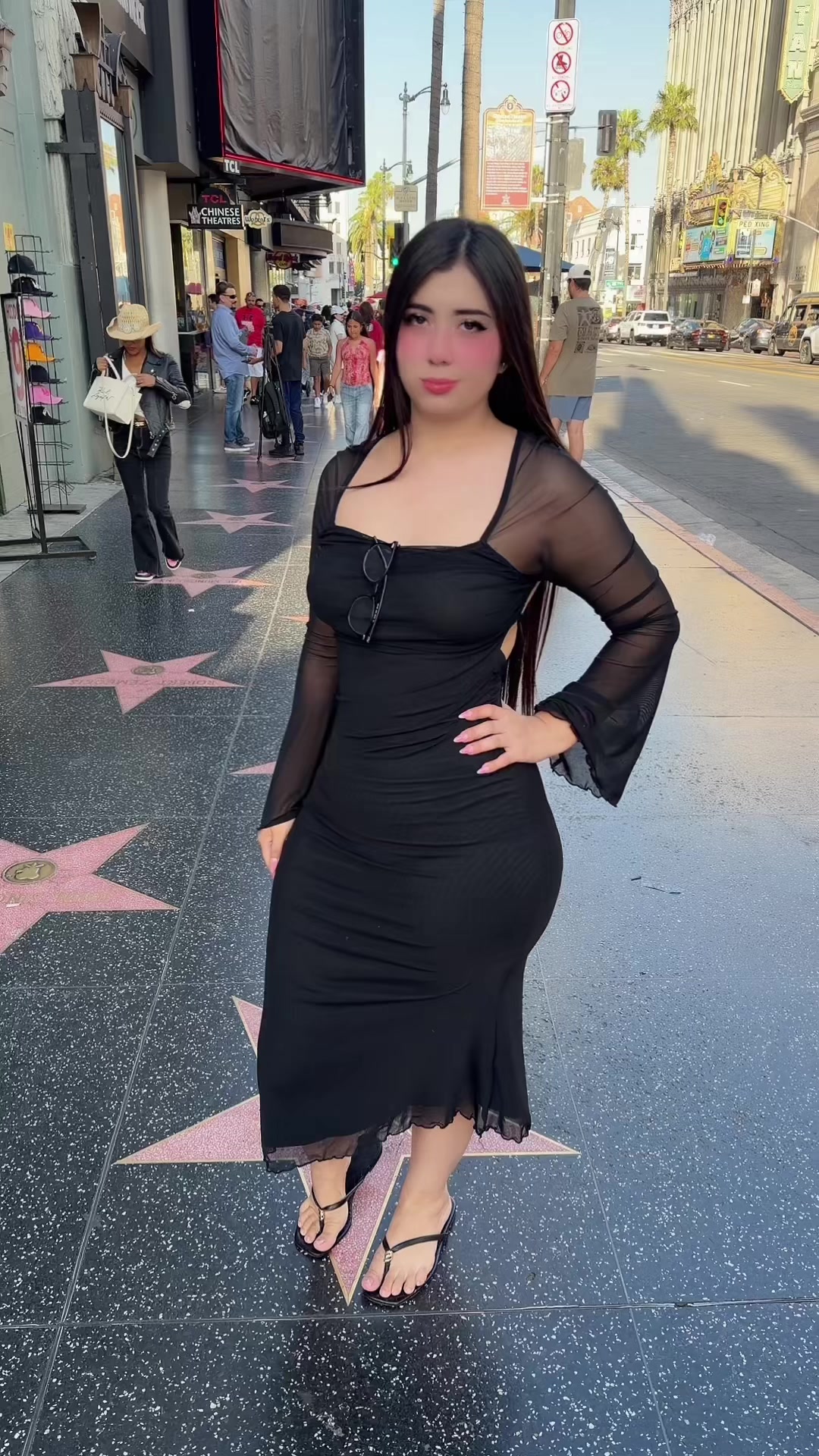 @Elenita