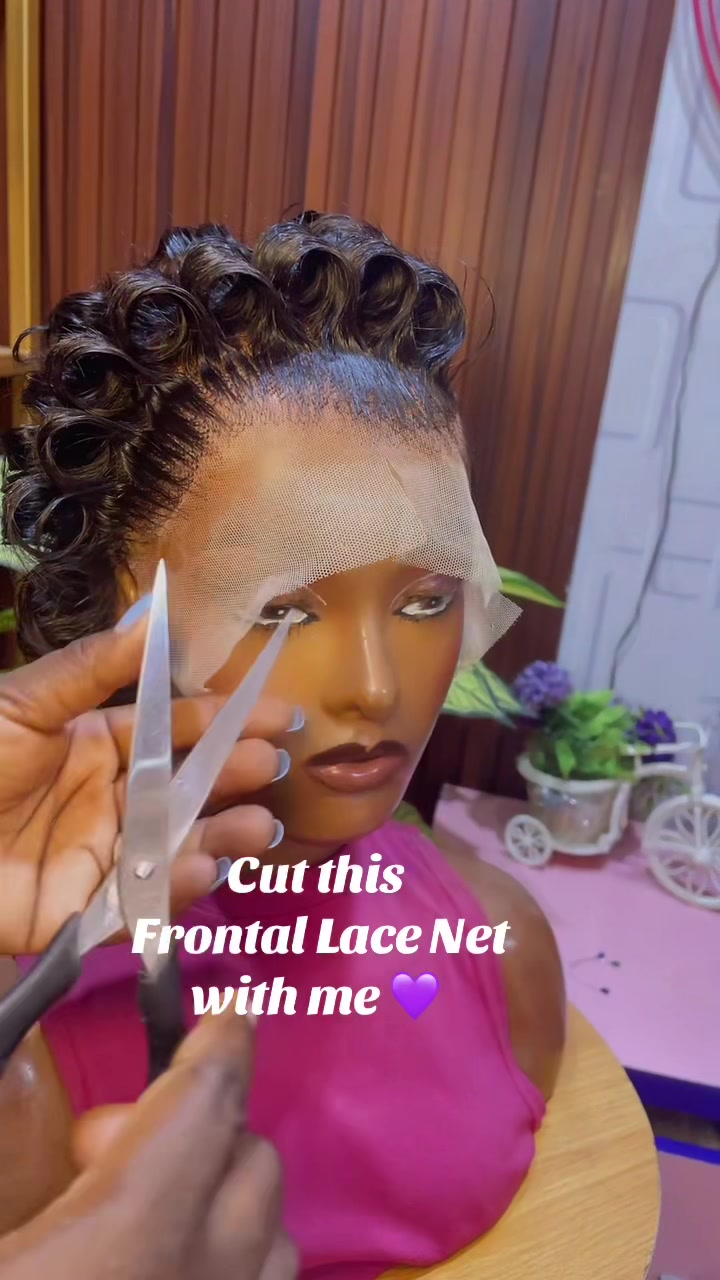 @TunraseHair in Abuleegba Lagos