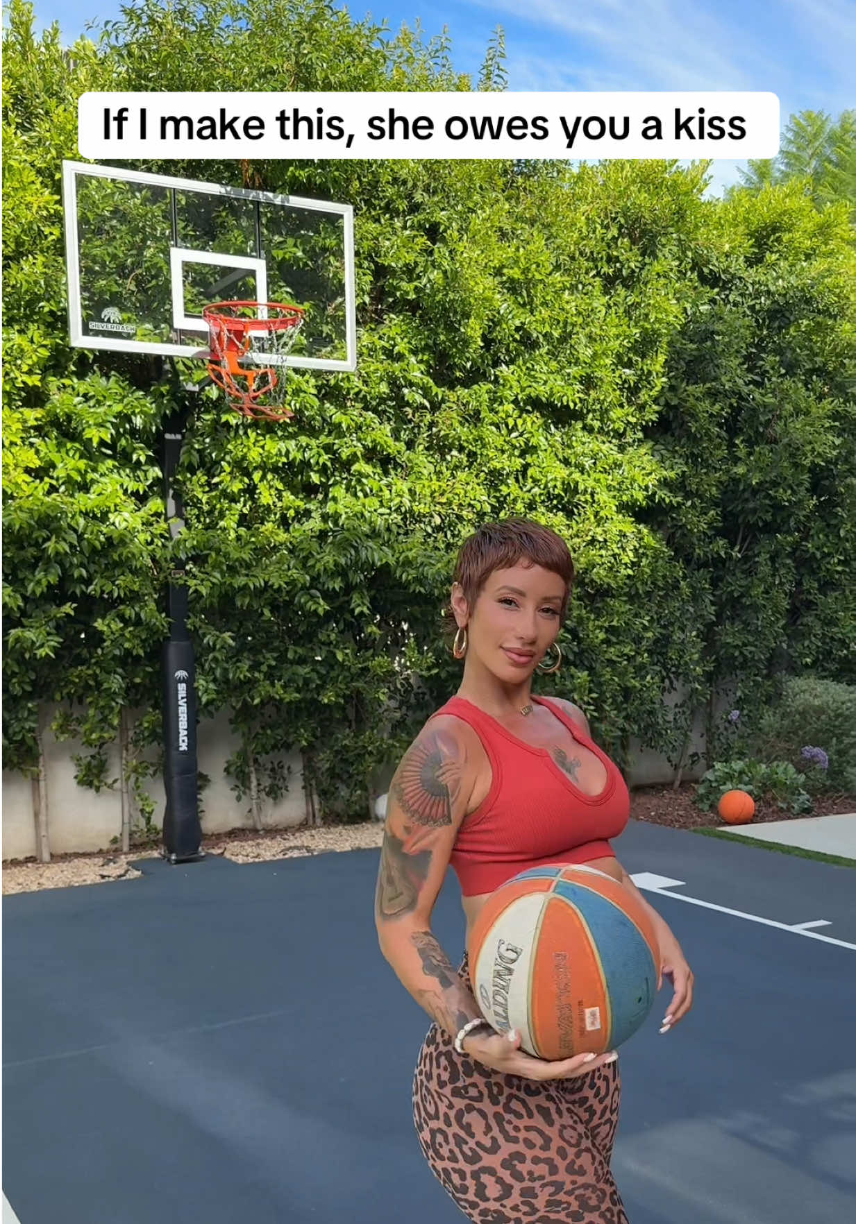@AlexisthatFox