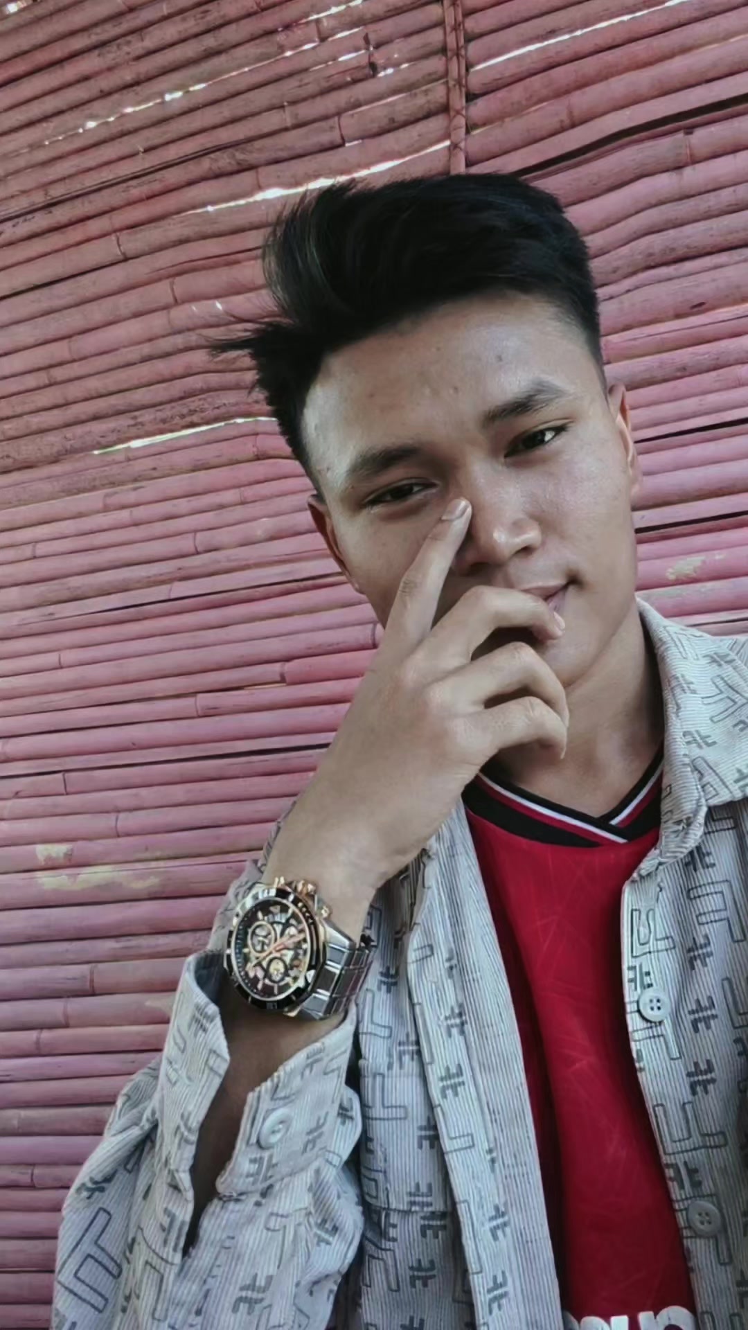 @စေတလုံး မောင်ဖုန်း🤙⚡