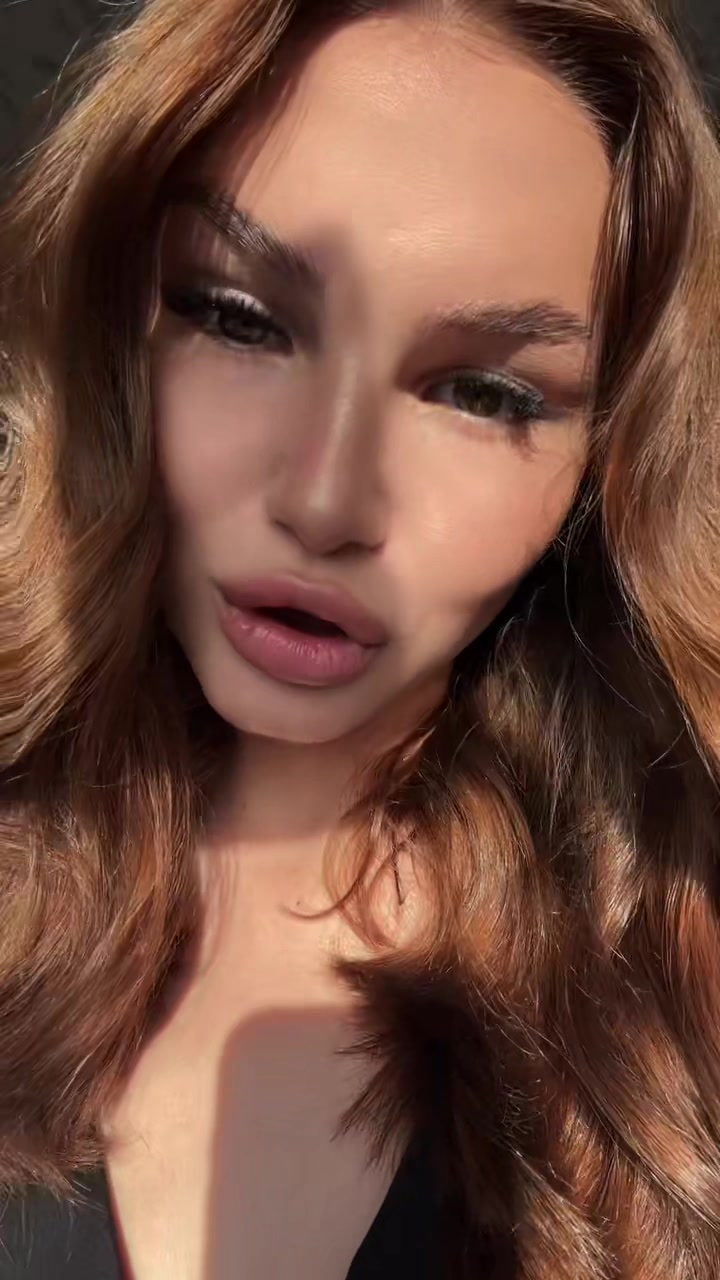 @с любовью, Е.🧿
