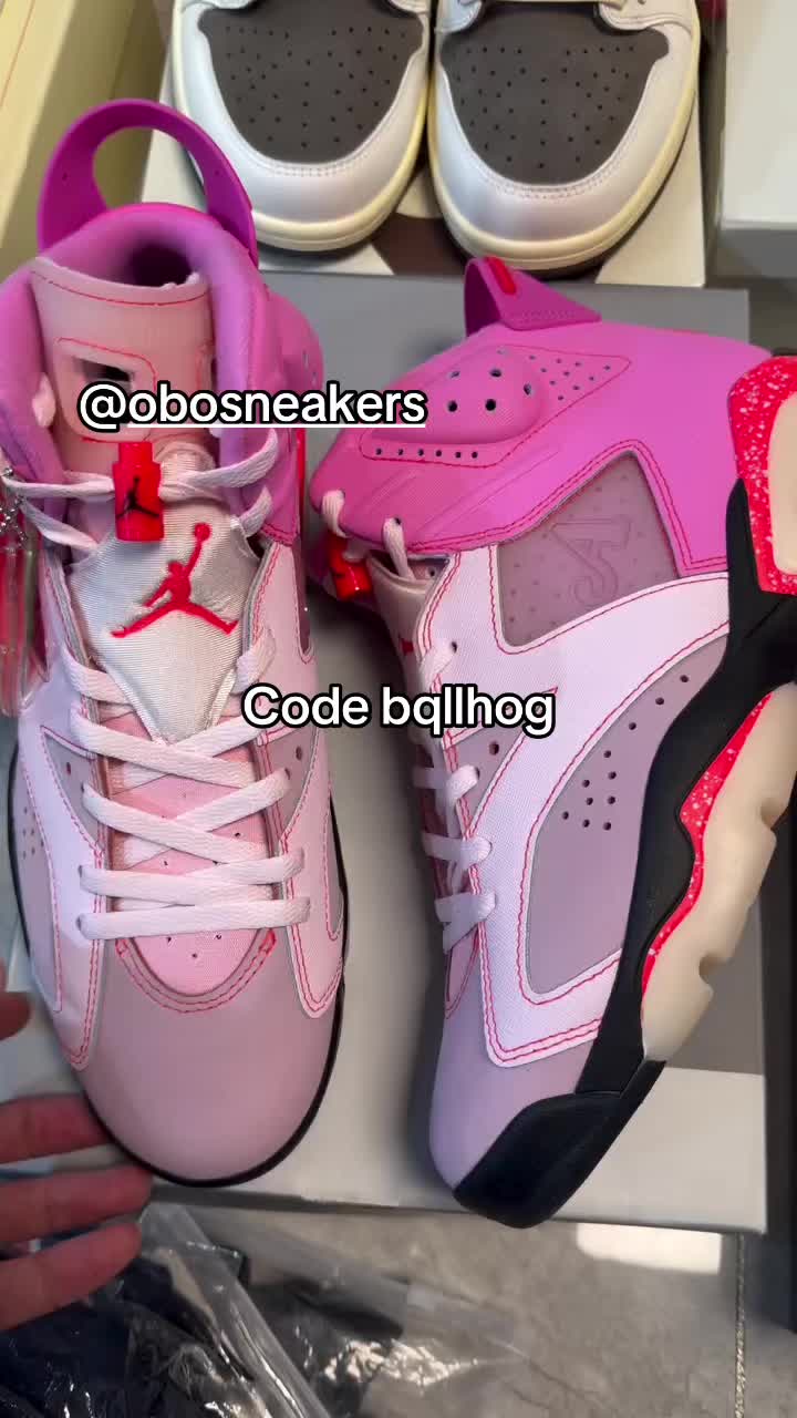 @⃟