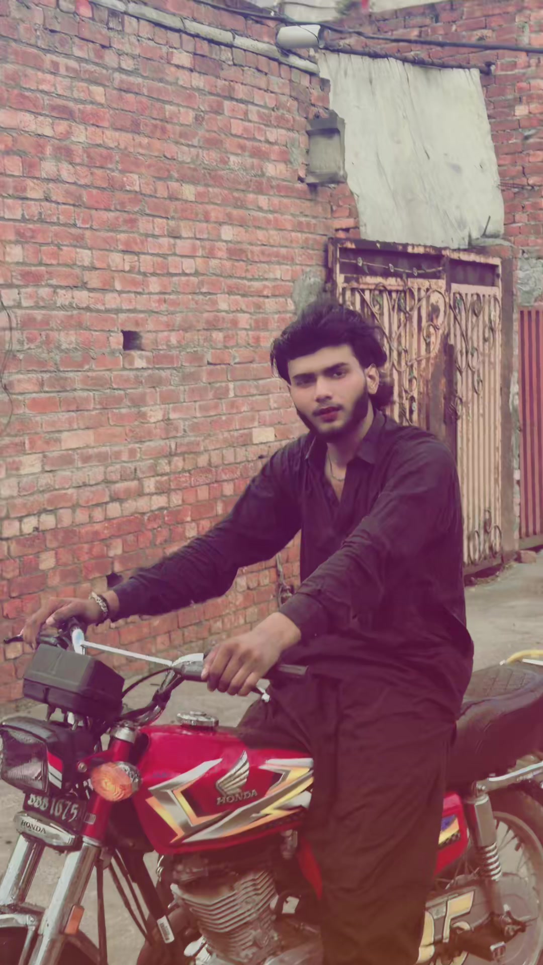 @★彡 NADEEM 彡★