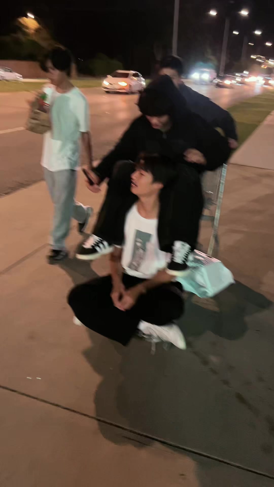 @AsianCrackEnjoyers