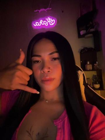 @KaraMia