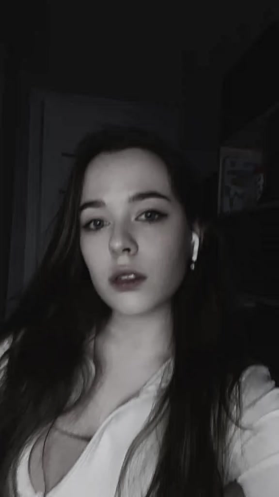 @vikkty
