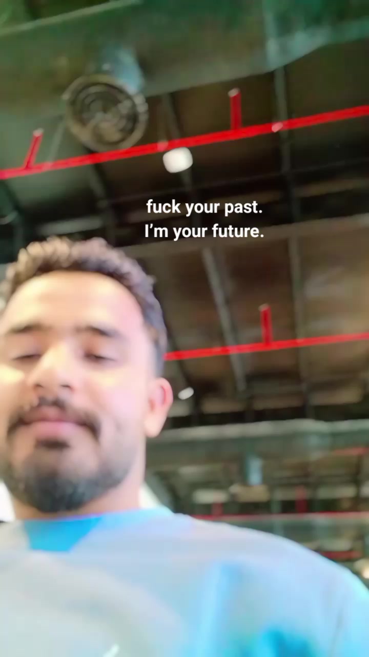 @ALi GuجaR...