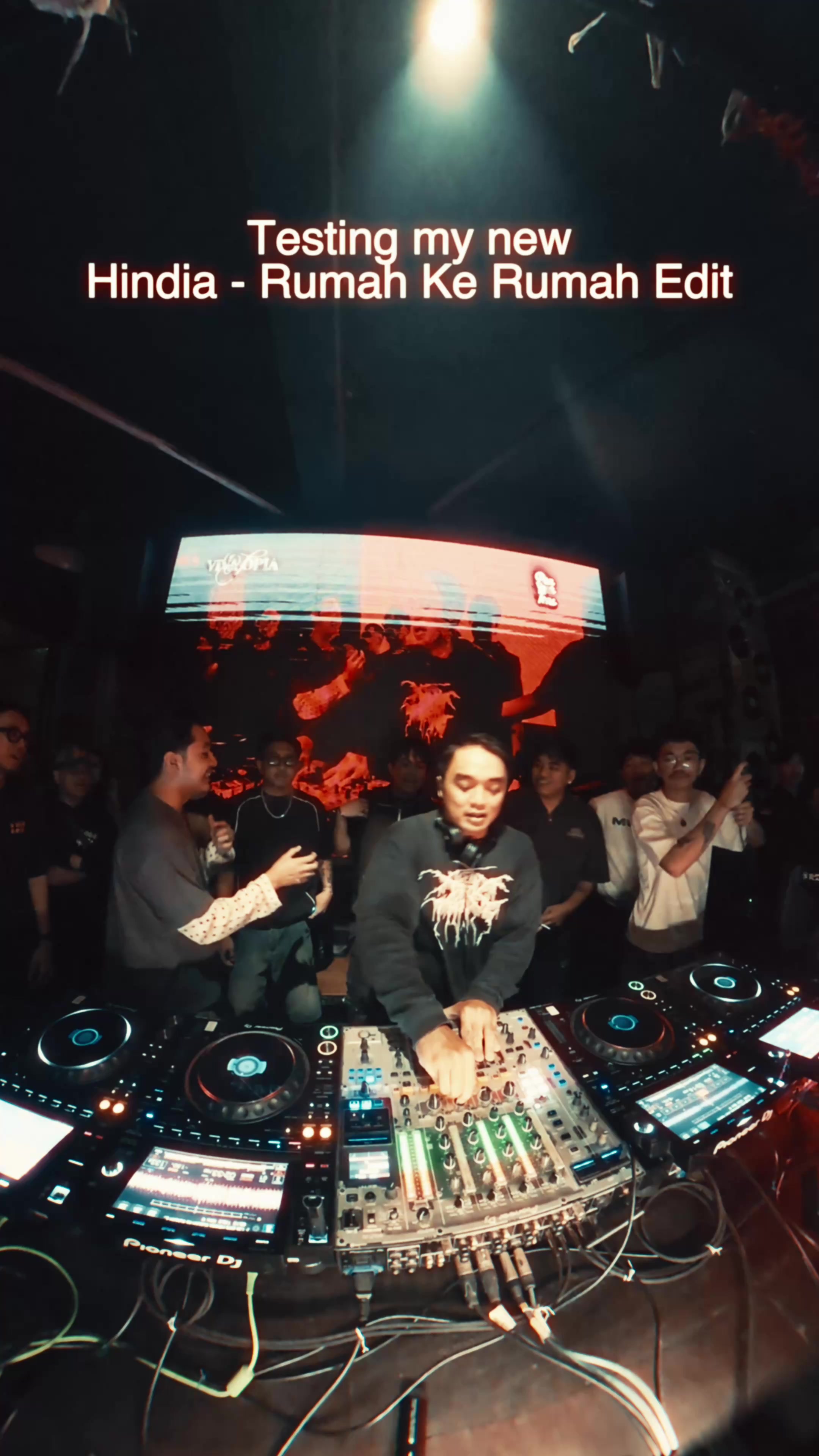 @dipha barus