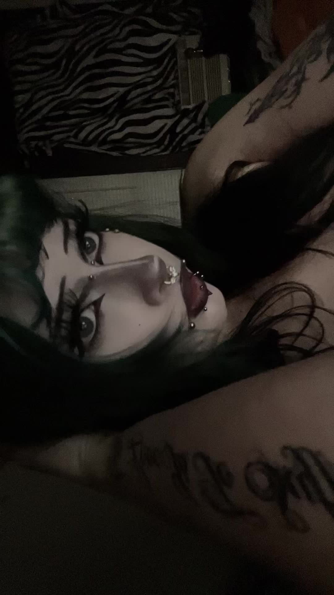 @Haily🗝️