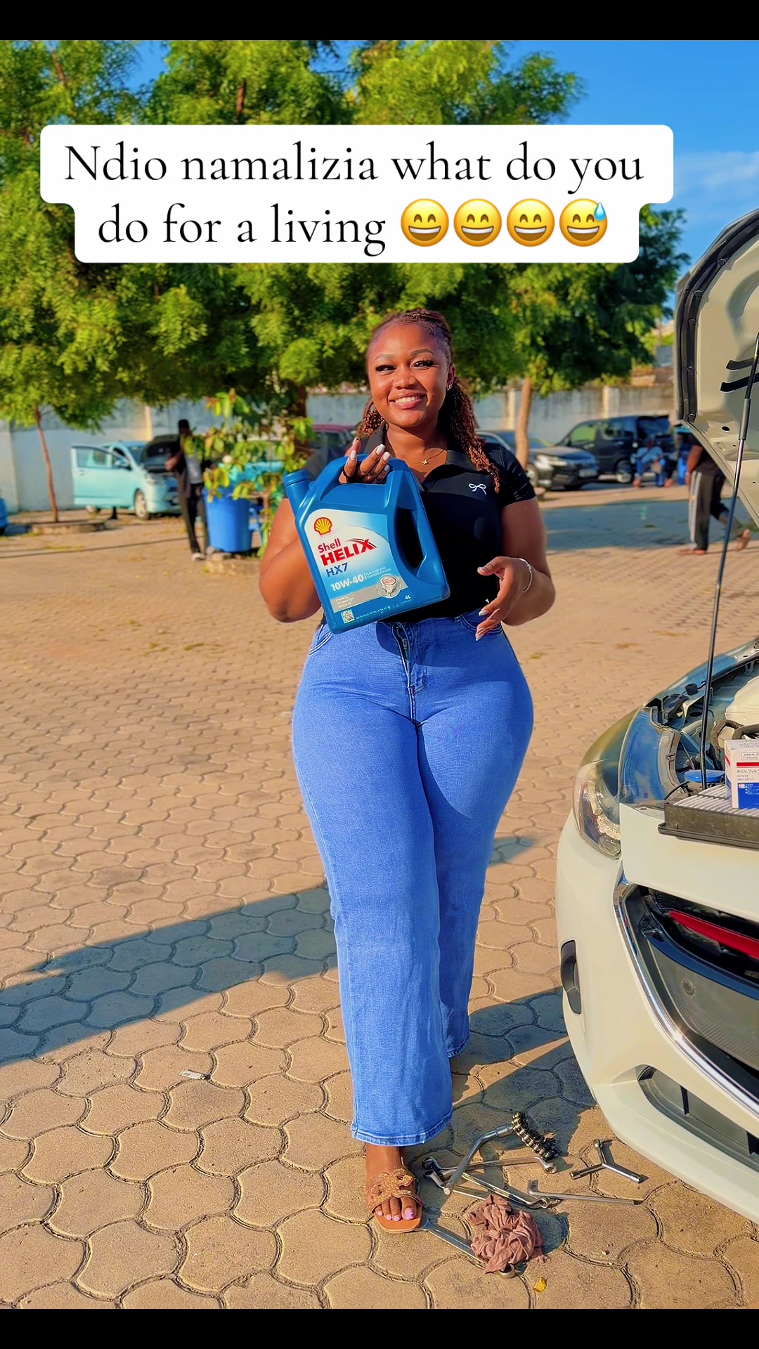 @curvy bree