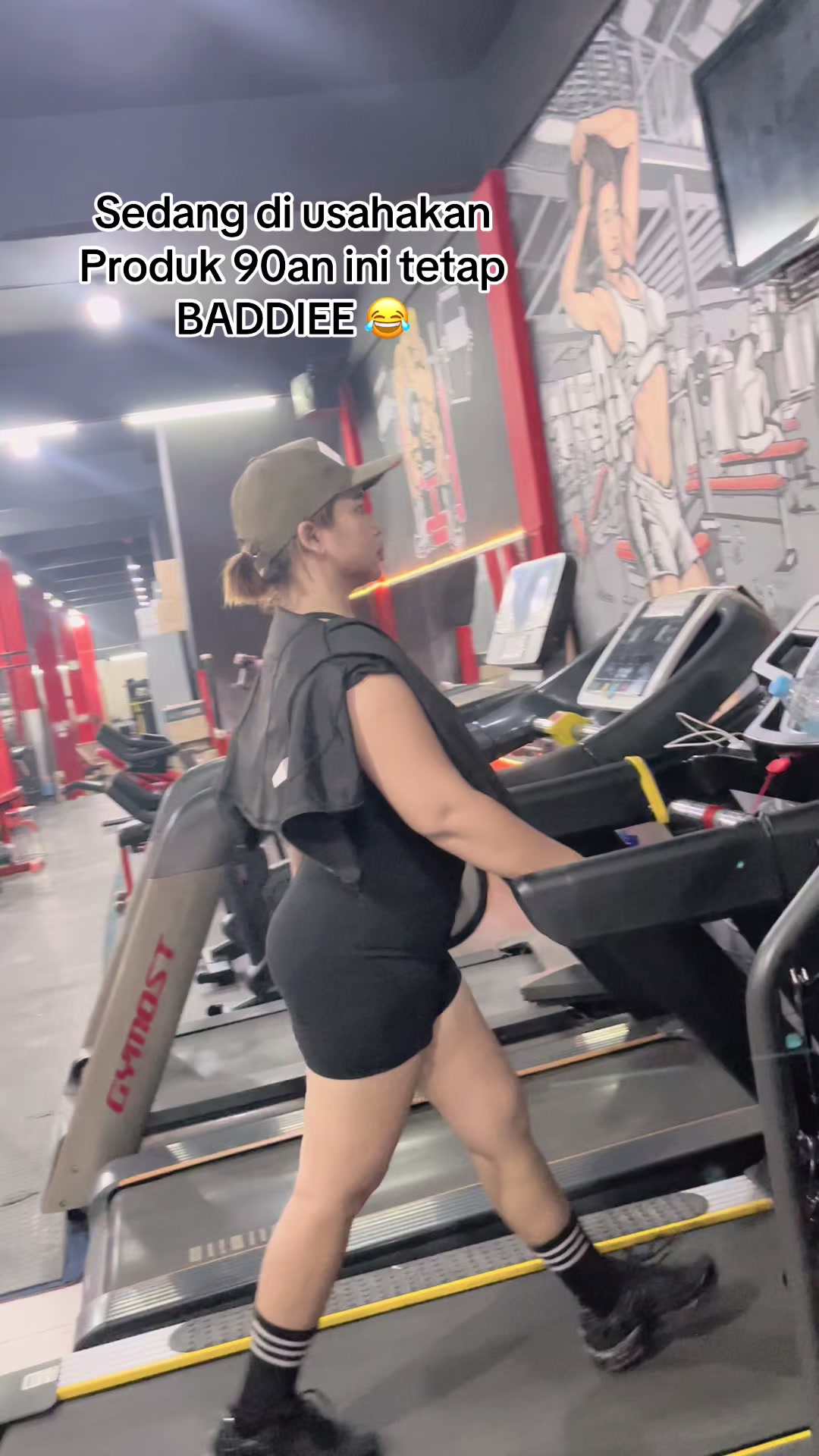 @julia frinella sari