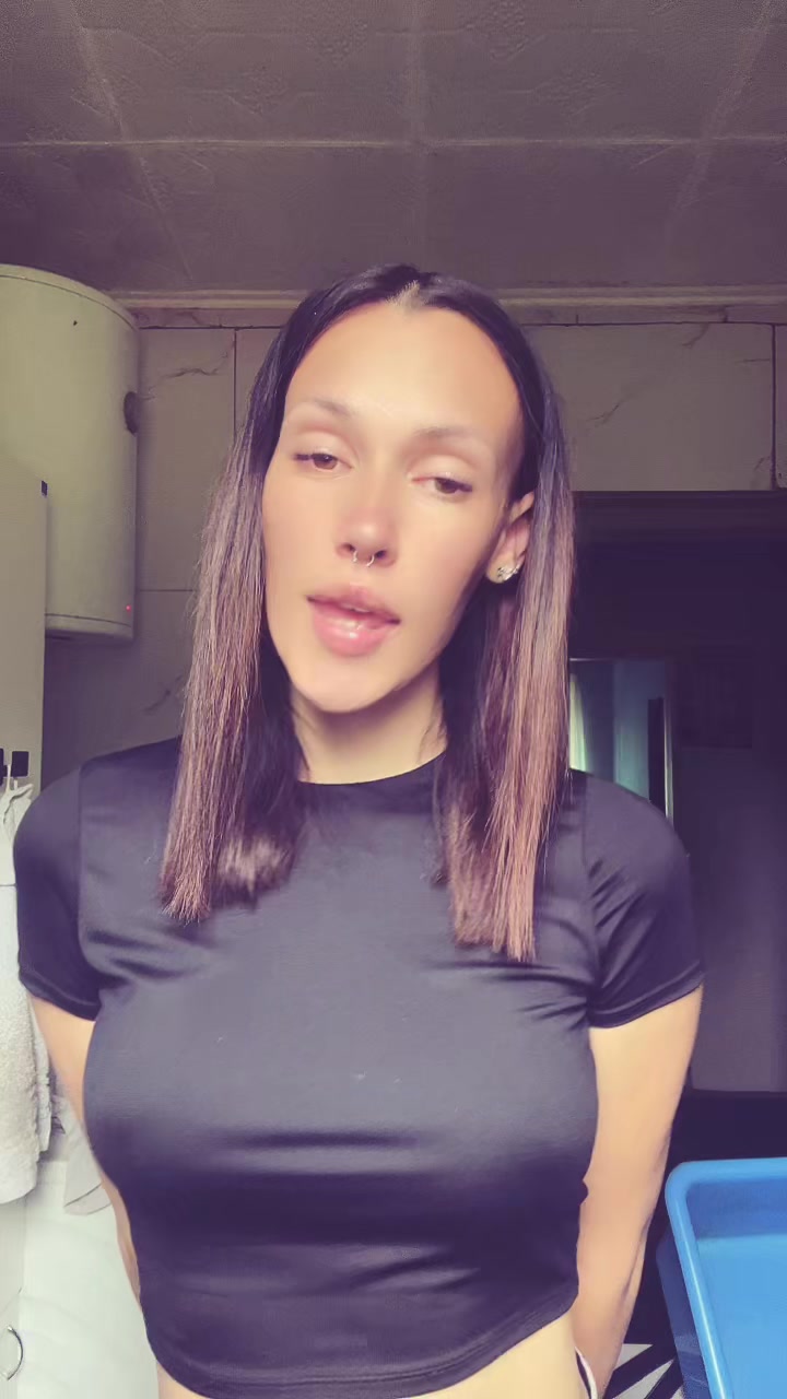 @𝙎𝙖𝙣𝙙𝙧𝙞𝙘𝙞 👧🏻