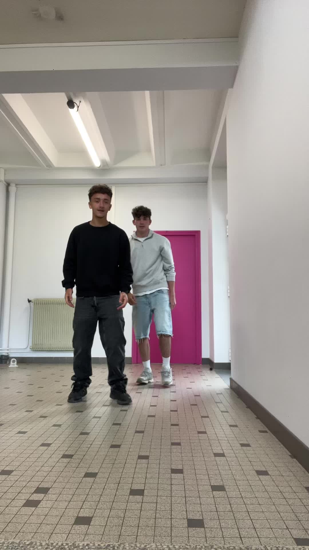 @pinglish