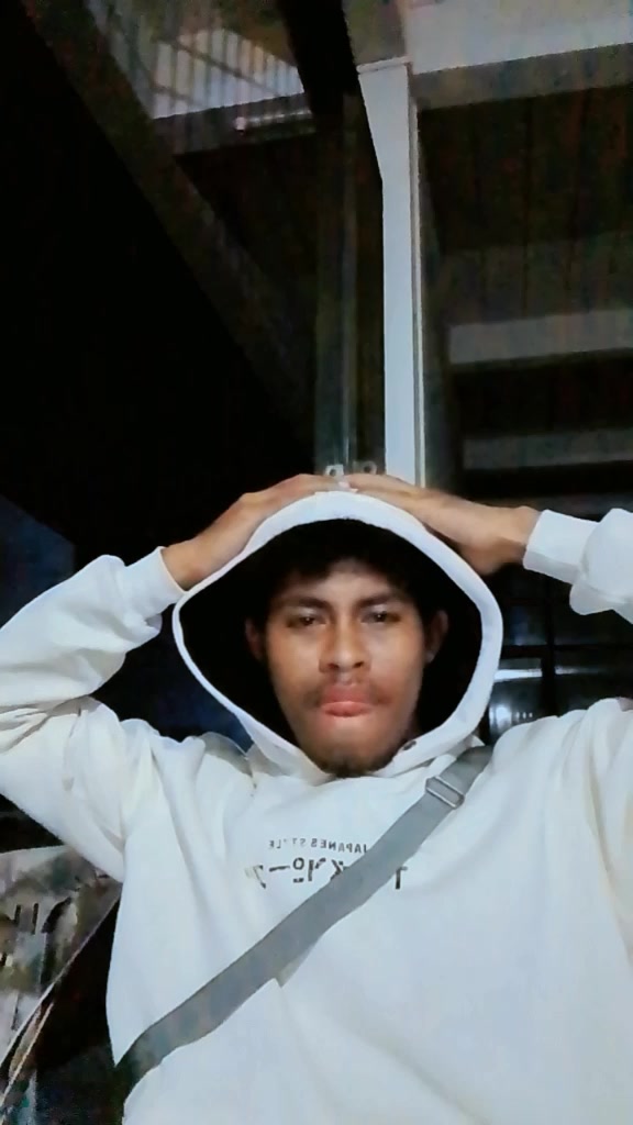 @Andyy