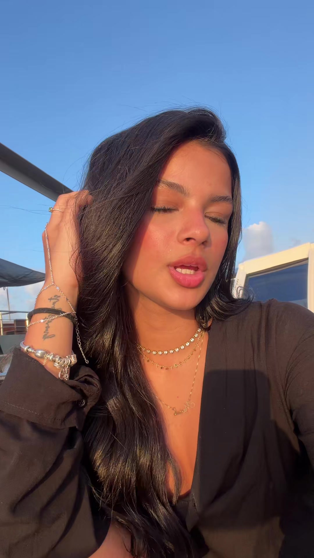 @backstagemariah
