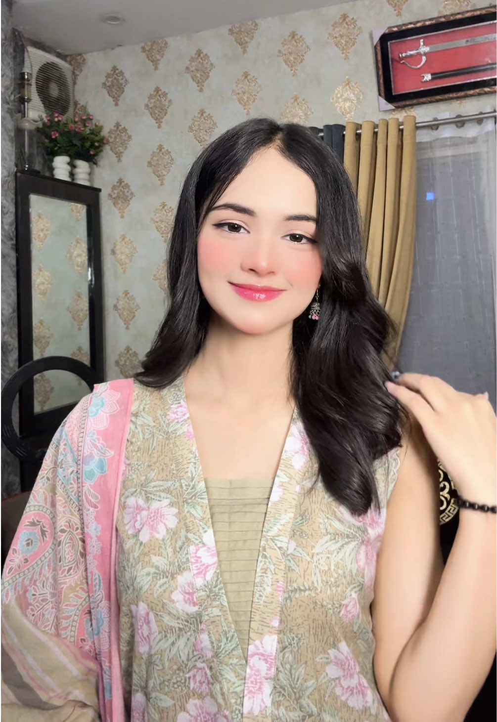 @Alisha_Shah❤️✨