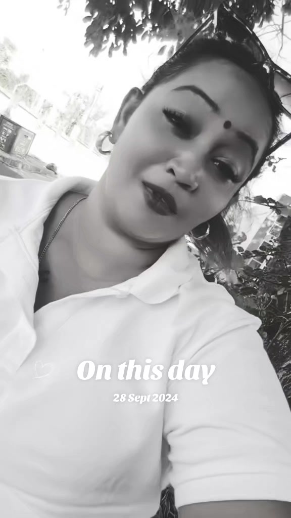 @Brinda_😗