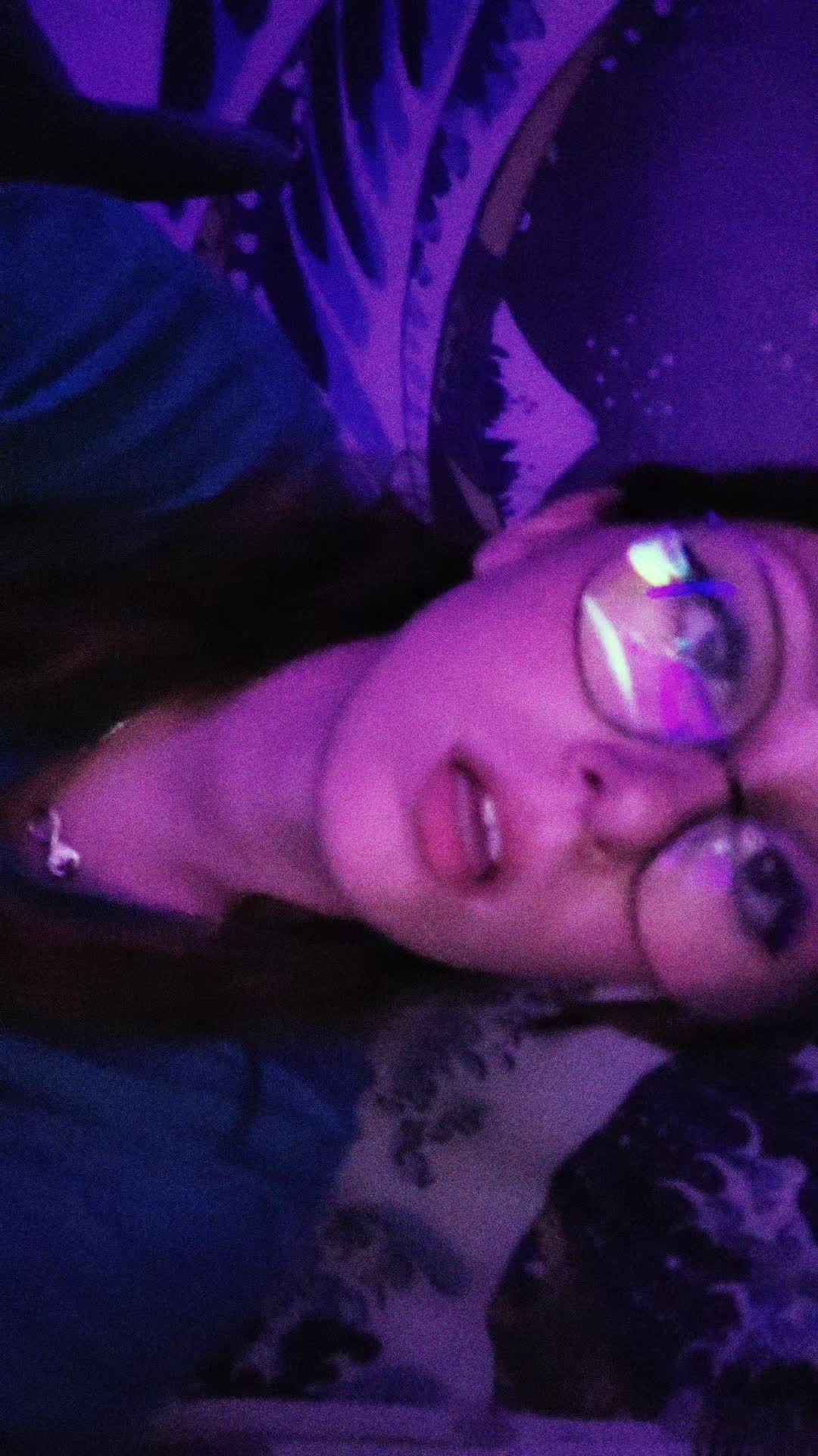 @Kh&eacute;lia &dagger;
