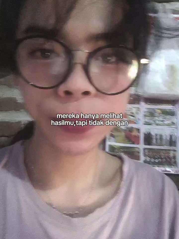 @Manusia Setengah Indah