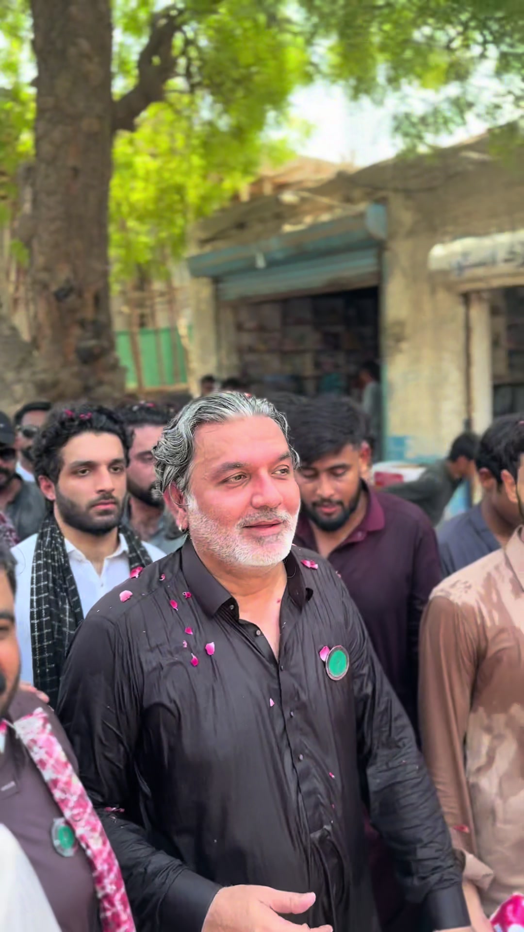@Najaf Ali Memon 👑